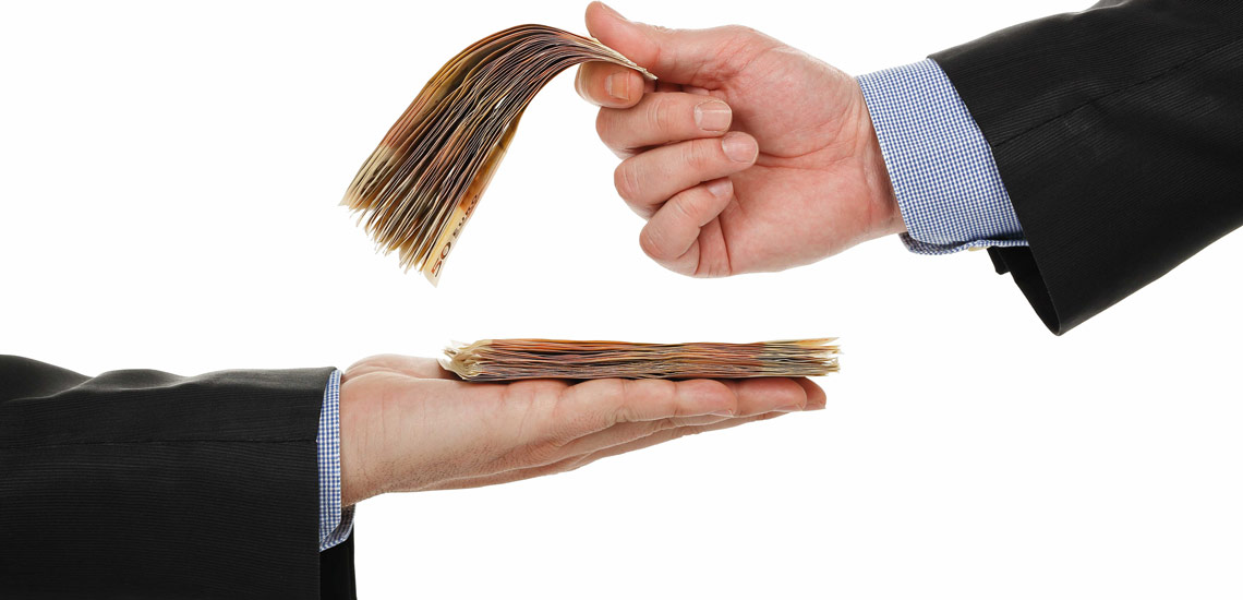 حقوق و دستمزد در رستوران | راهنمای جامع محاسبه حقوق رستوران و بیمه کارکنان